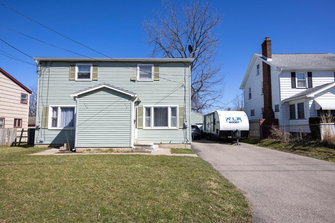 Cheerful Home With Free Parking And Wifi Rochester Exterior photo